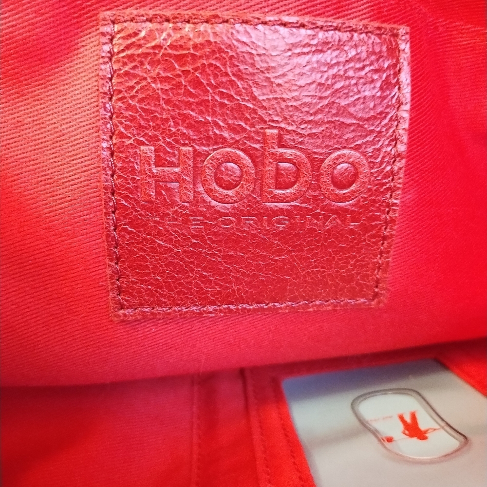 HOBO International Angelica Shoulder Bag Beige Leather Embossed Ostrich Design - Picture 5 of 16